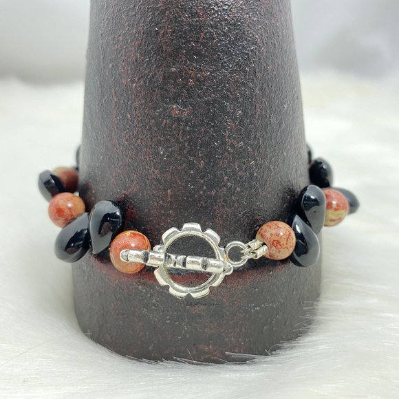 Handmade Stone Bead Bracelet 8" - Picture 8 of 11